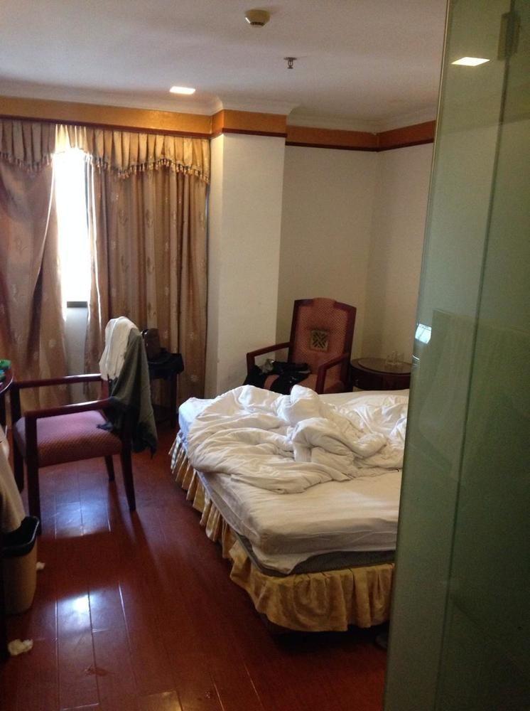 Baojiang Yingbin Hotel Csuhaj Kültér fotó