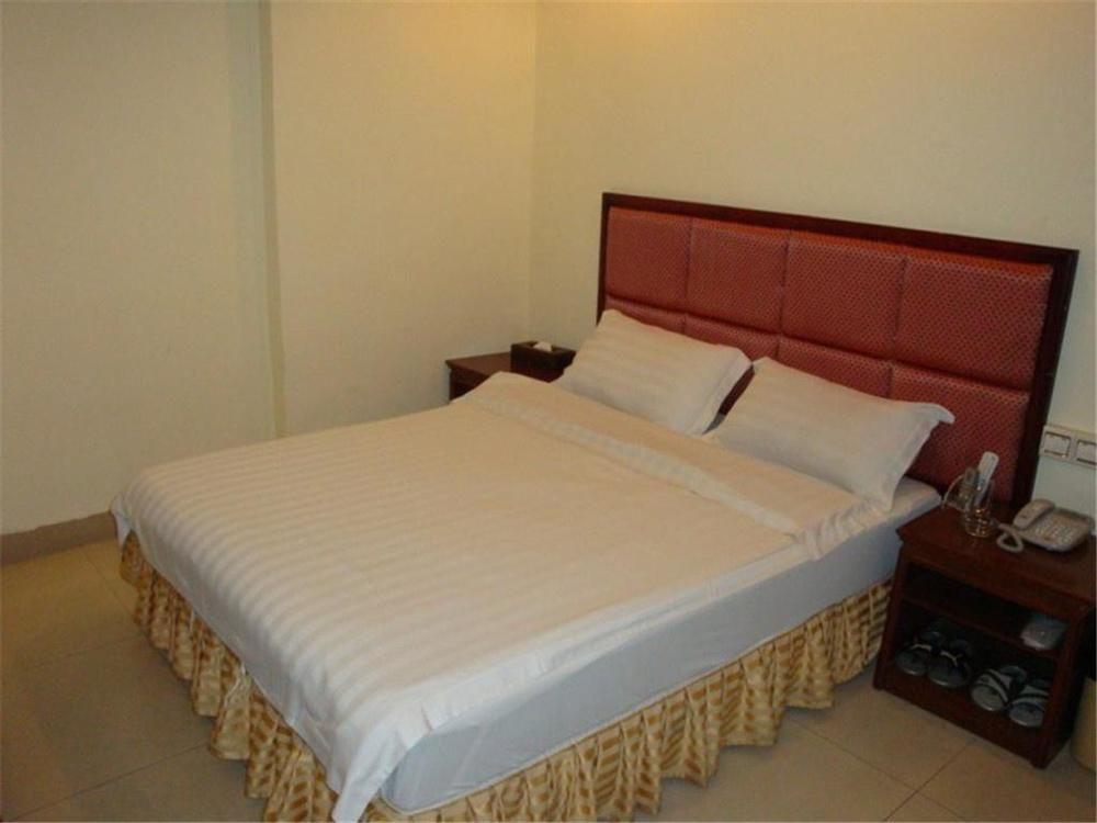 Baojiang Yingbin Hotel Csuhaj Kültér fotó